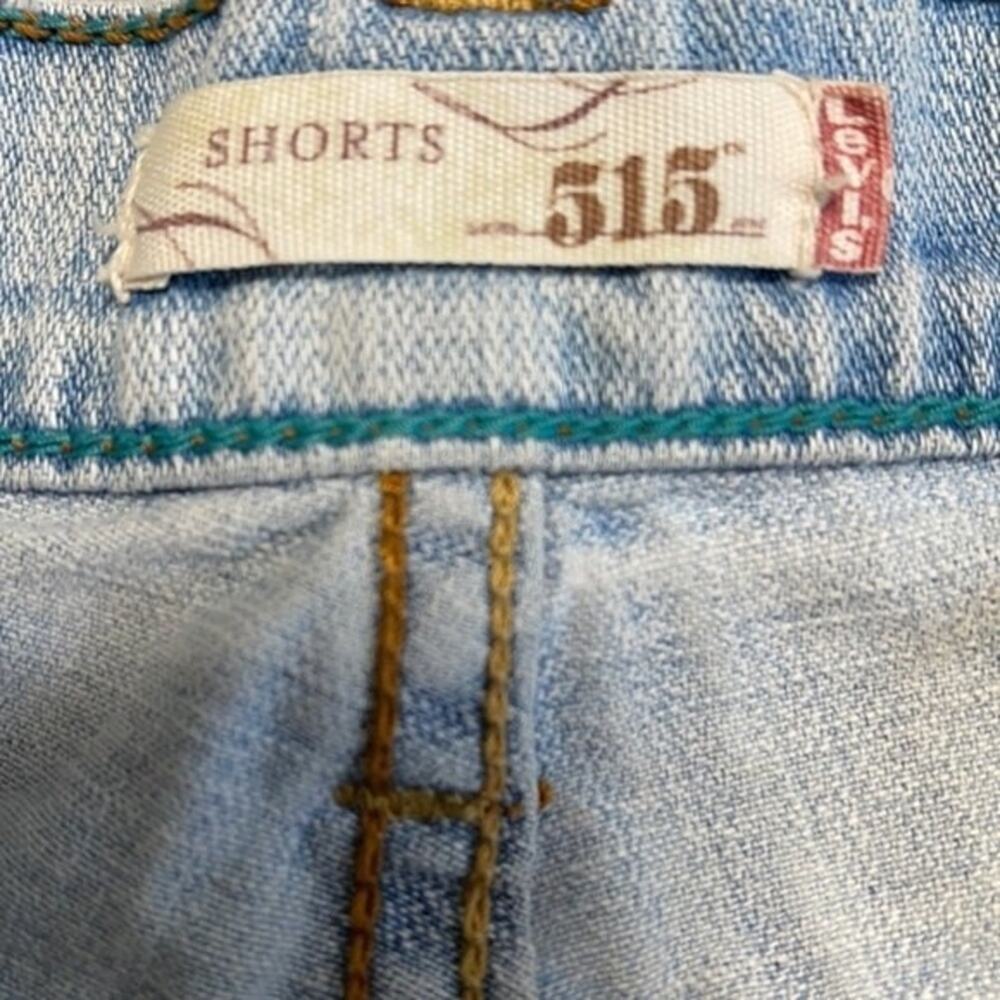 Levi’s Vintage High Rise Denim Shorts Light Wash Size 12 - Picture 2 of 10